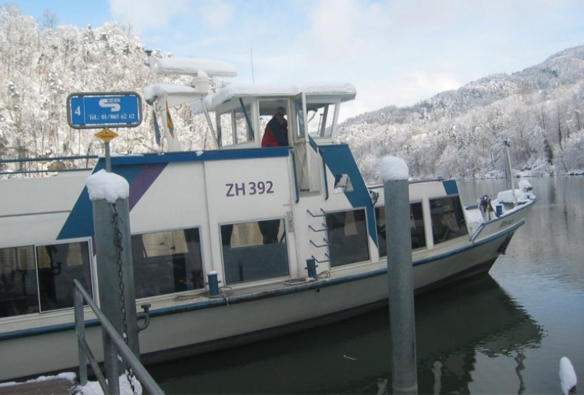 Winter-Brunch-Buffet auf Rheinschiff